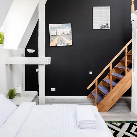 Avangard French Le Ciel Appartement