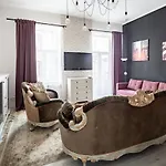 Apartment Avangard French Le Ciel